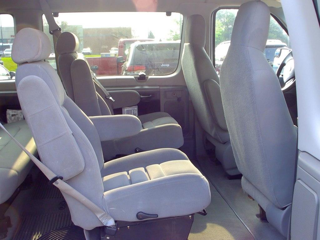Ford Econoline  2013