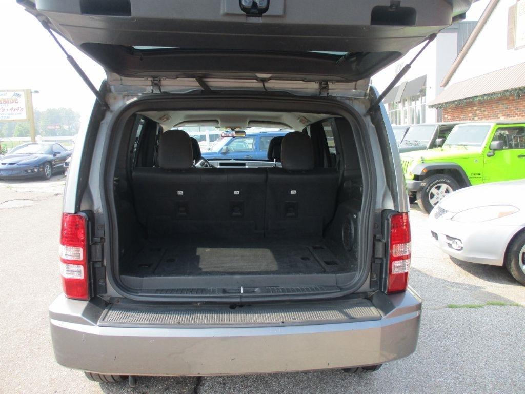 Jeep Liberty  2012