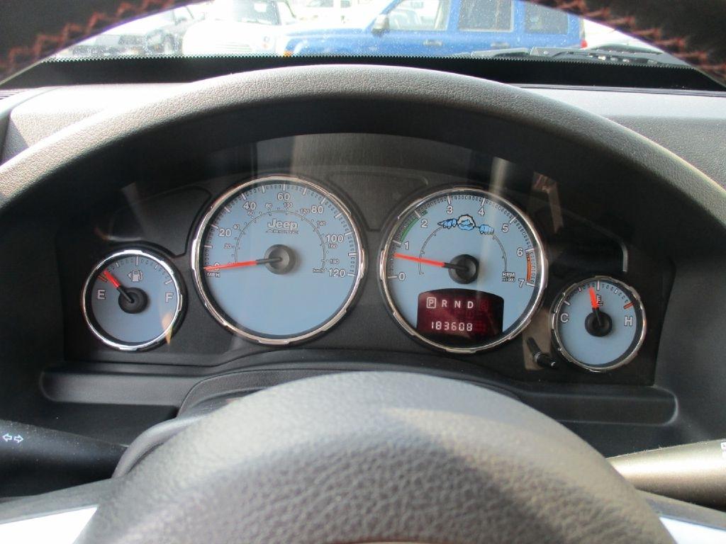 Jeep Liberty  2012
