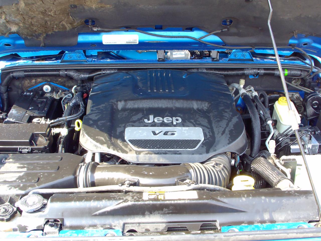Jeep Wrangler Unlimited 4WD 4dr Sahara 2015