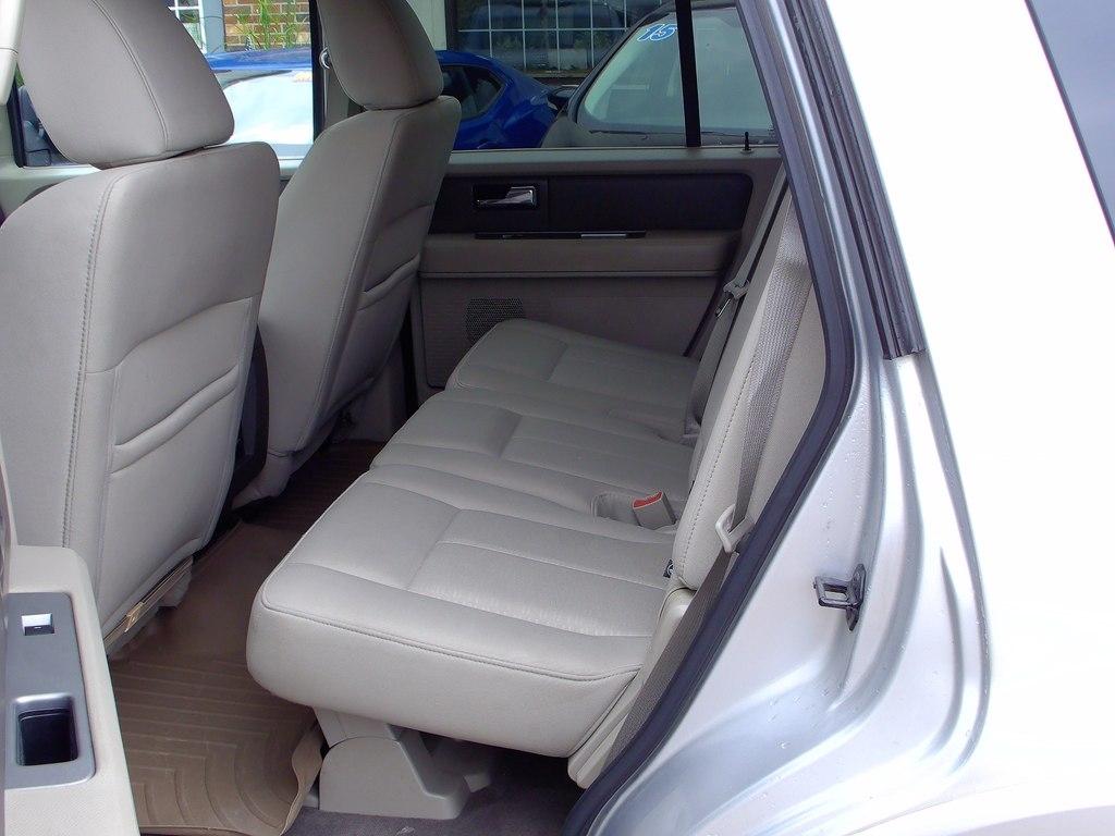 Ford Expedition  2011