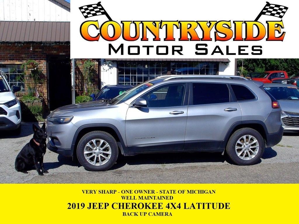 2019 Jeep Cherokee LATITUDE