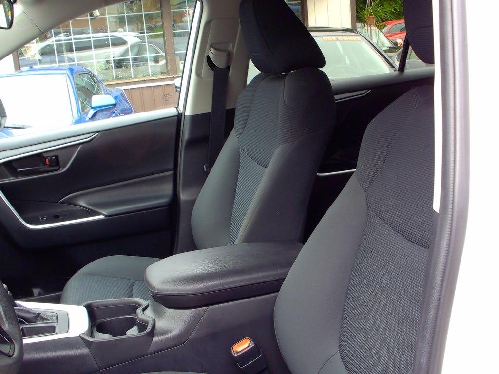 Toyota RAV4  2019