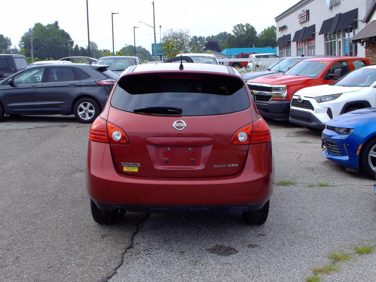 Nissan ROGUE S/SV  2010