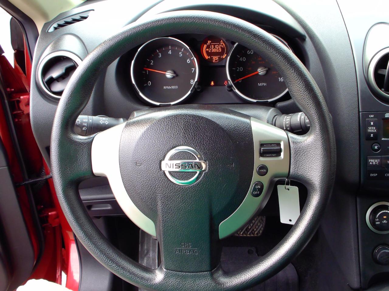 Nissan ROGUE S/SV  2010