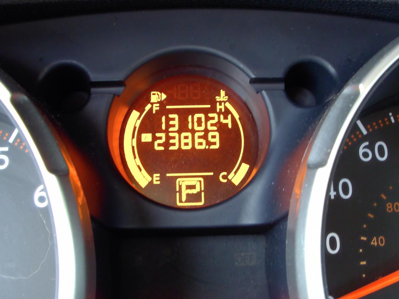 Nissan ROGUE S/SV  2010