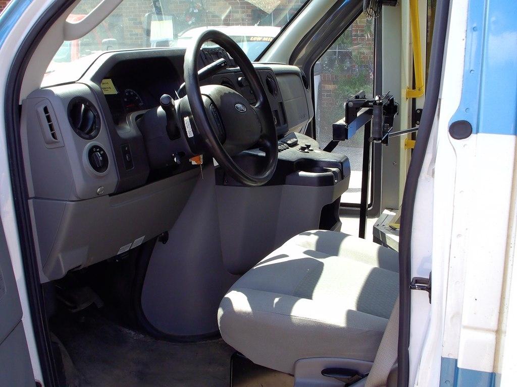 Ford Econoline  2019