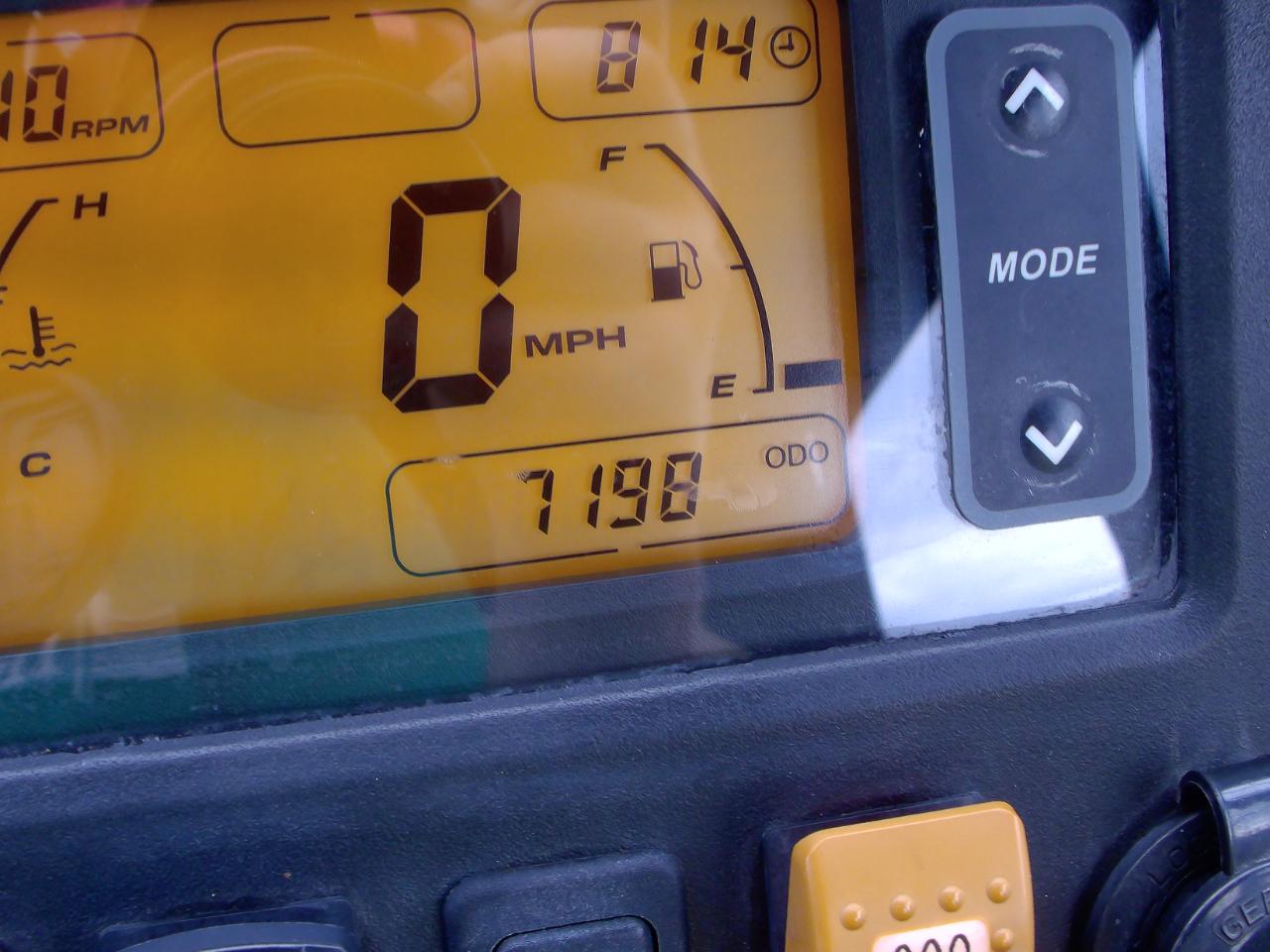 John Deere 825  2017