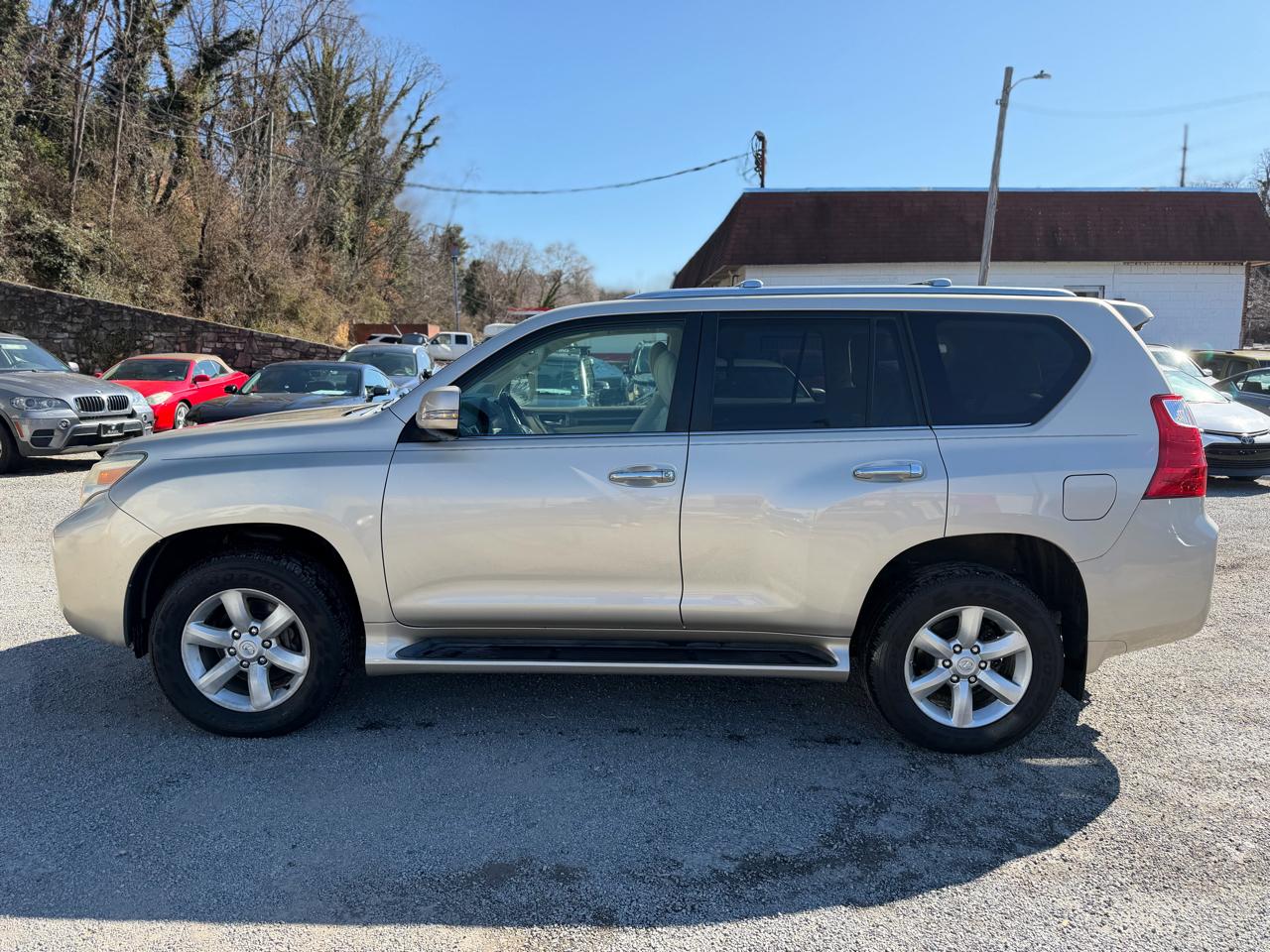 Lexus GX 460 Sport Utility 2010