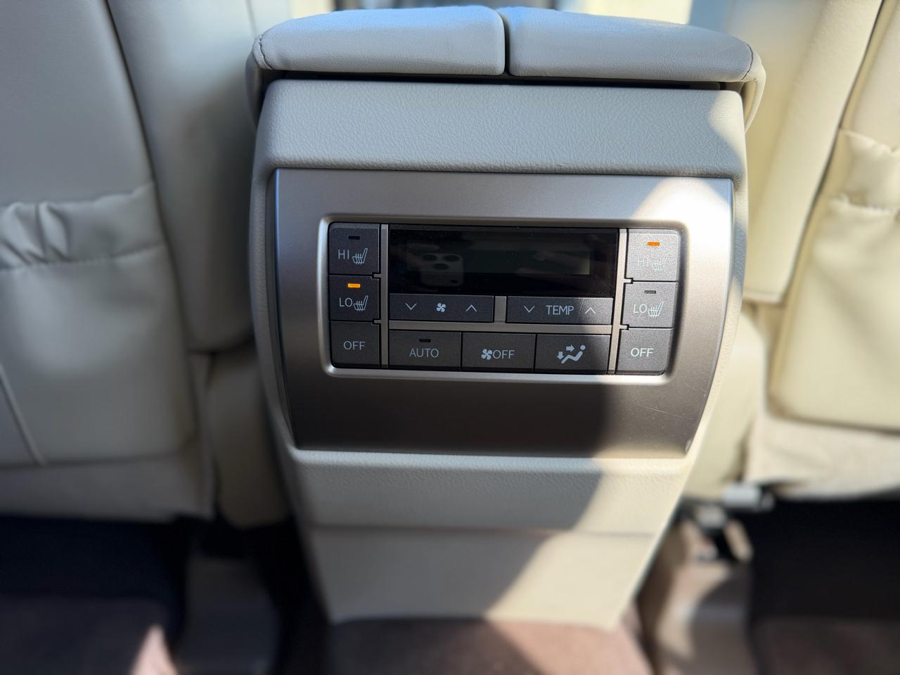 Lexus GX 460 Sport Utility 2010