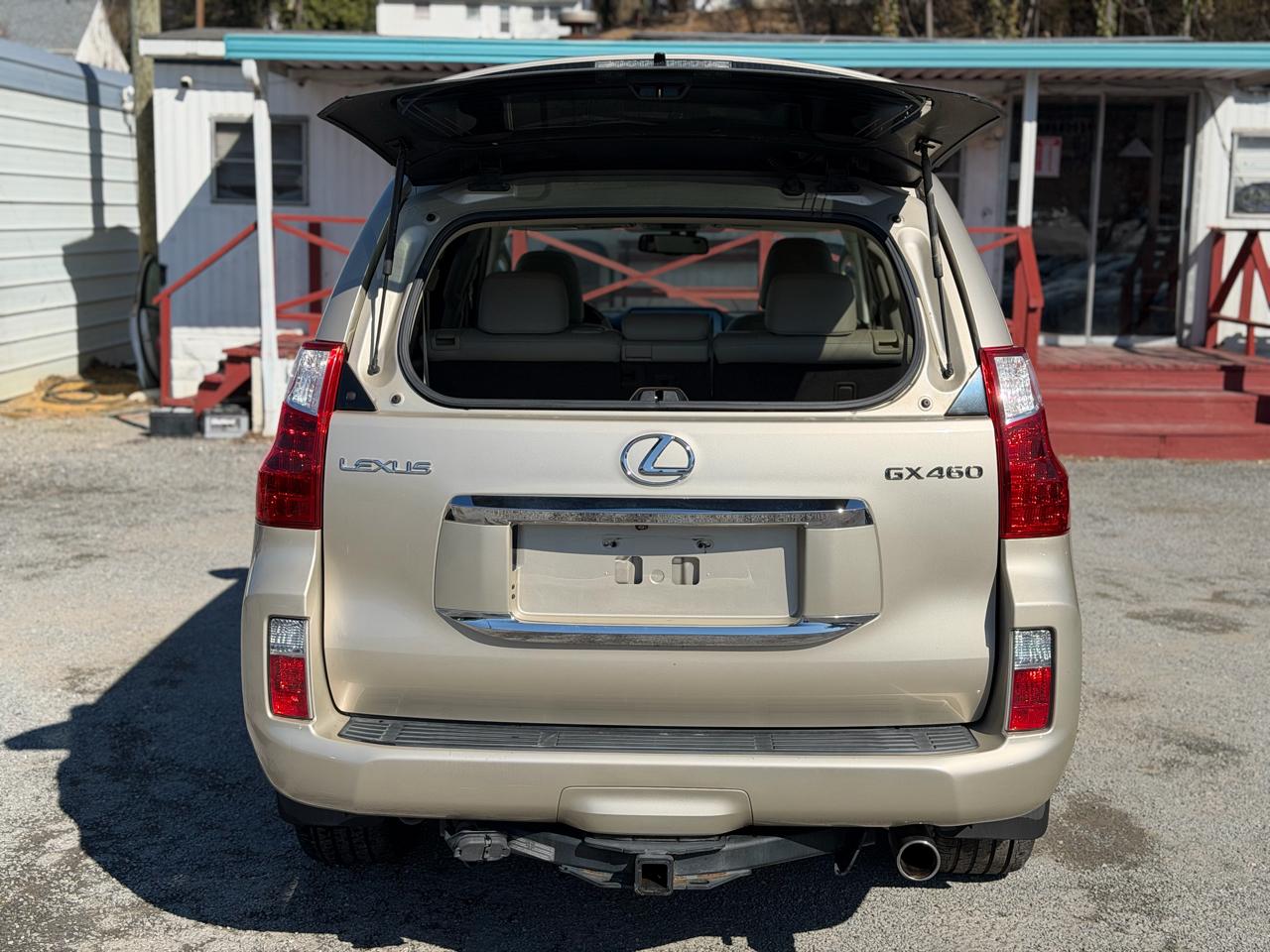 Lexus GX 460 Sport Utility 2010