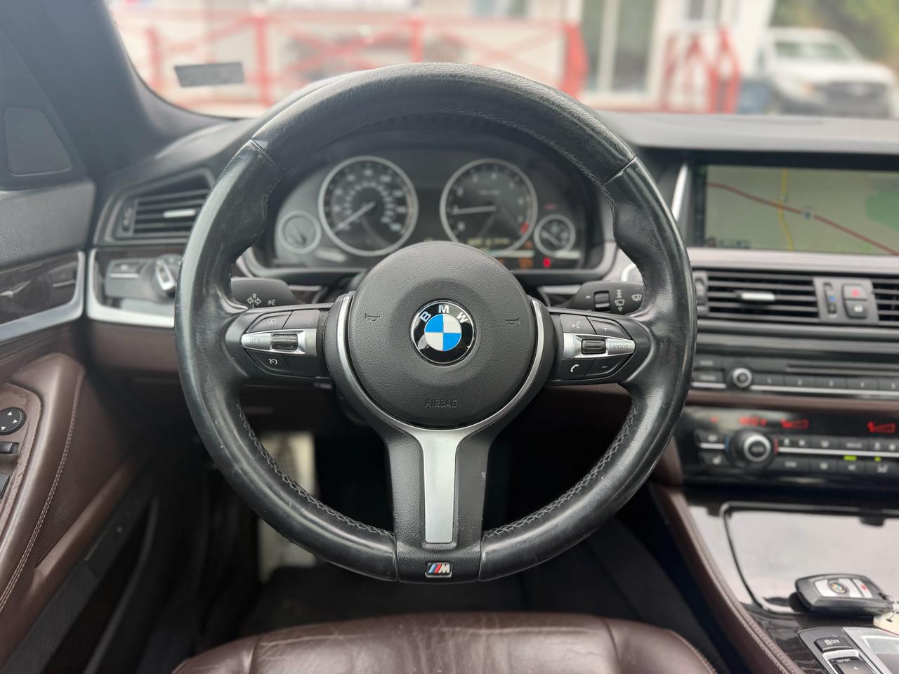 BMW 5-Series 528i 2014