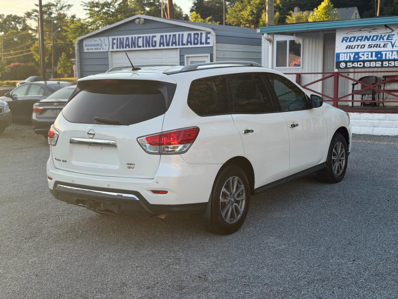 Nissan Pathfinder Platinum 4WD 2016