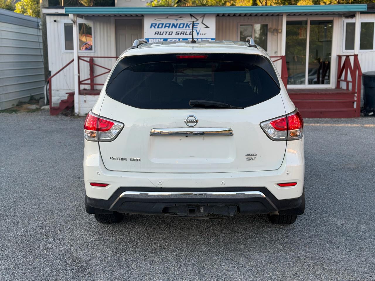 Nissan Pathfinder Platinum 4WD 2016