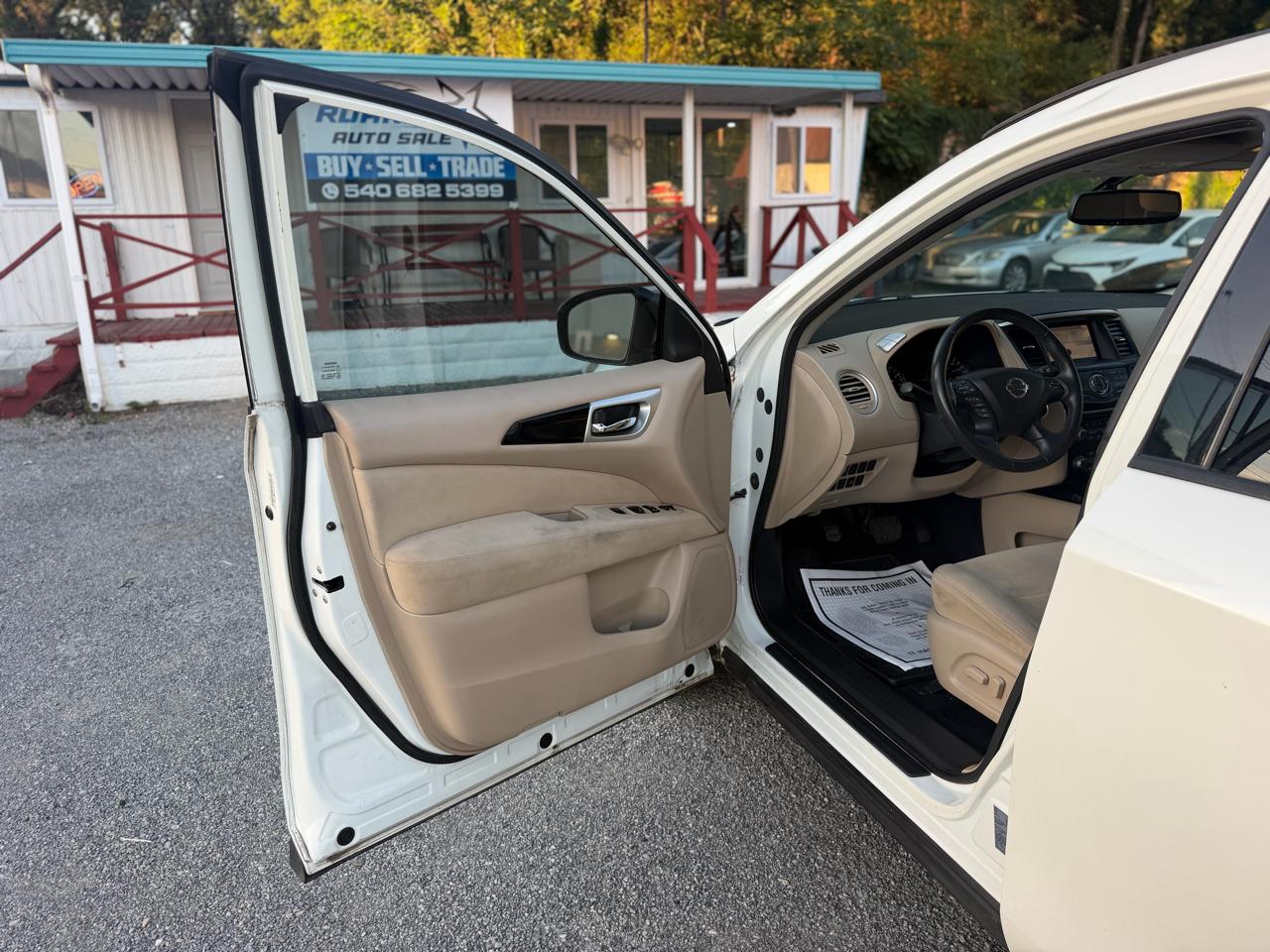 Nissan Pathfinder Platinum 4WD 2016