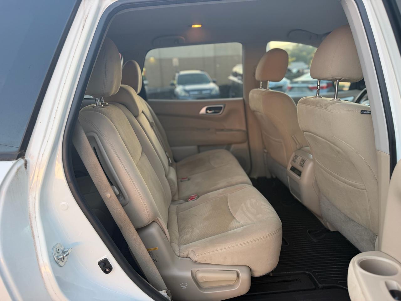 Nissan Pathfinder Platinum 4WD 2016