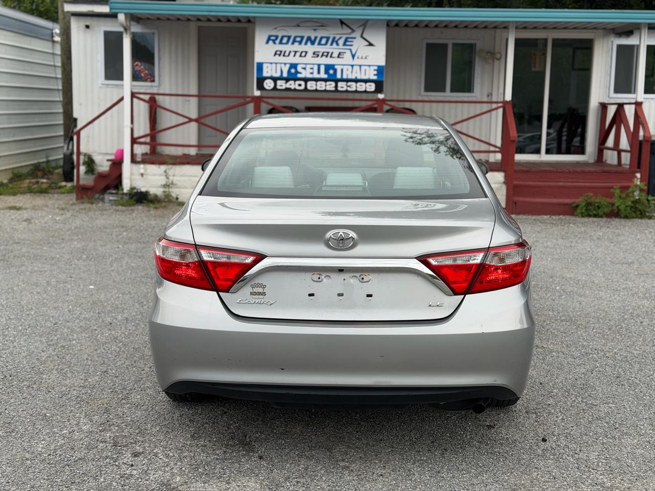 Toyota Camry LE 2017