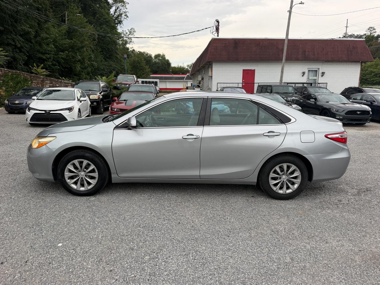 Toyota Camry LE 2017
