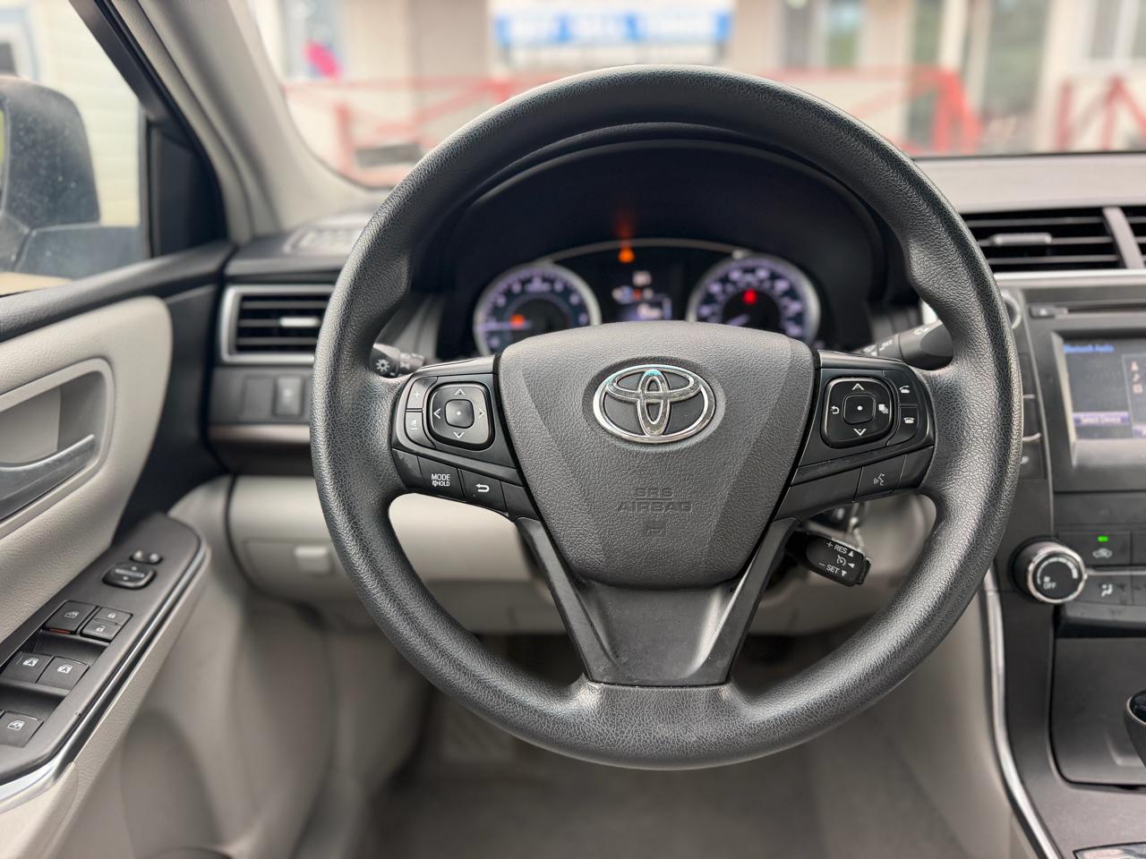 Toyota Camry LE 2017