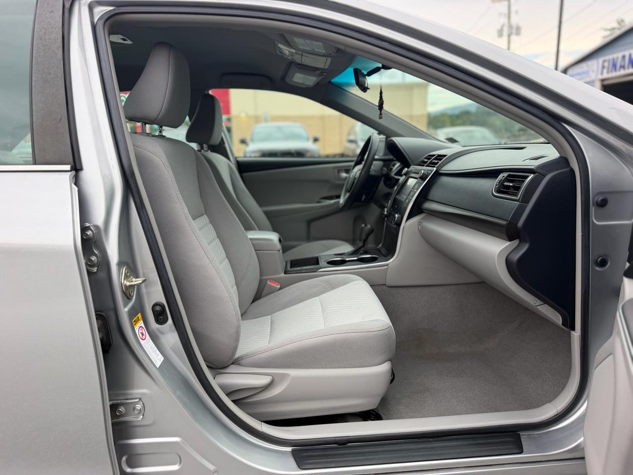 Toyota Camry LE 2017