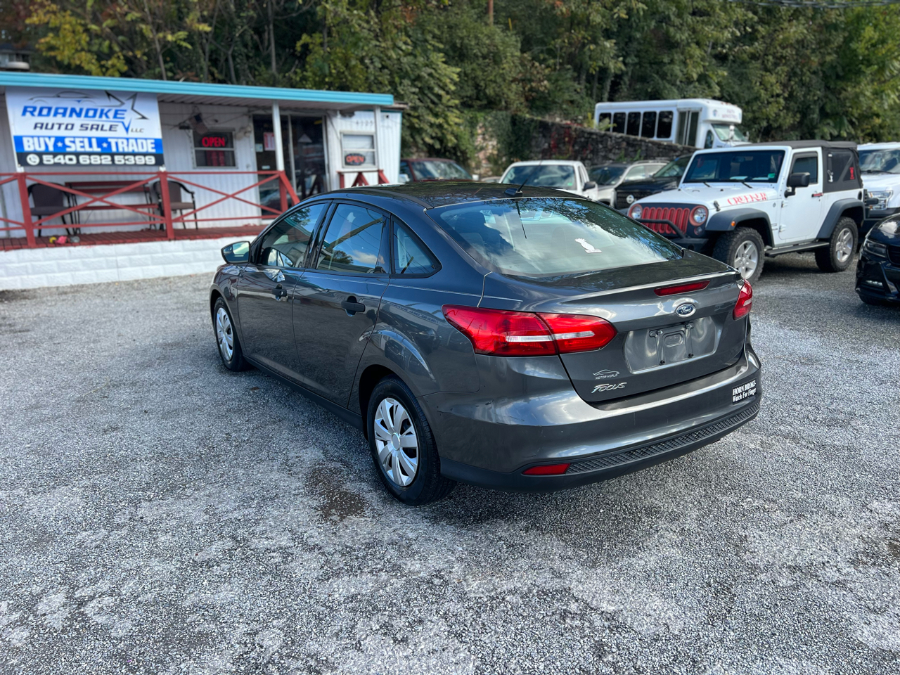 Ford Focus S Sedan 2018 Ford Focus S Sedan 2018