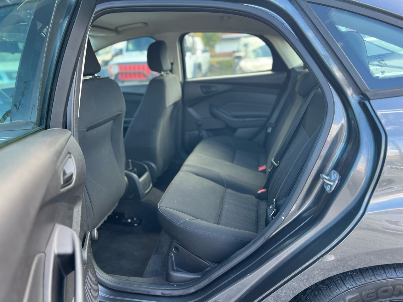 Ford Focus S Sedan 2018 Ford Focus S Sedan 2018