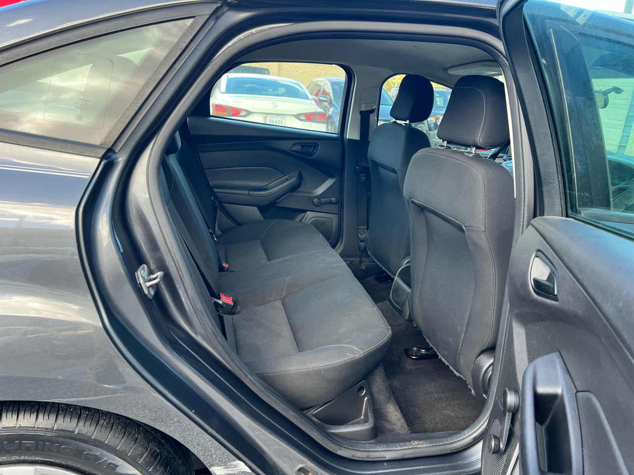 Ford Focus S Sedan 2018 Ford Focus S Sedan 2018