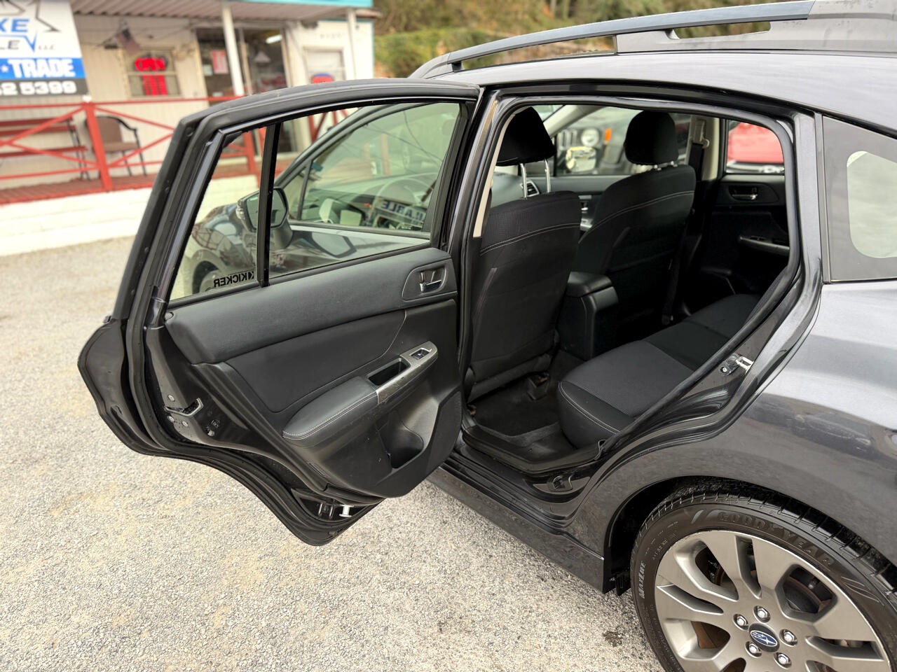 Subaru Impreza 2.0i Sport Premium PZEV 5M 5-Door 2015