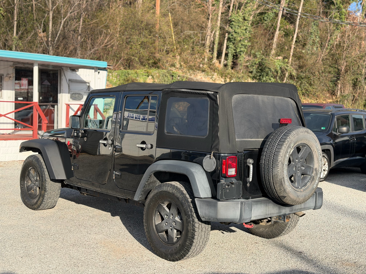 Jeep Wrangler Unlimited Sport 4WD 2015