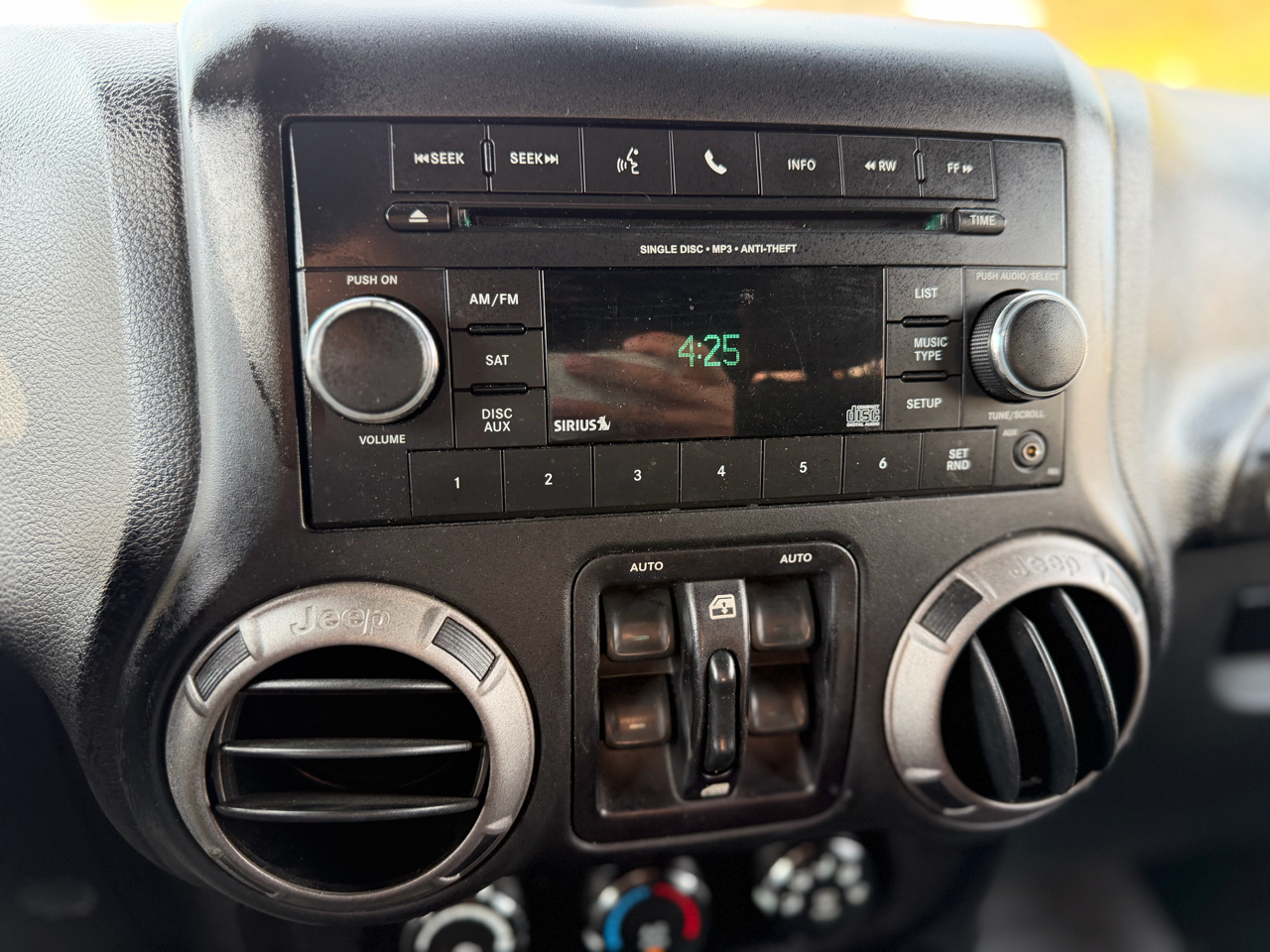 Jeep Wrangler Unlimited Sport 4WD 2015