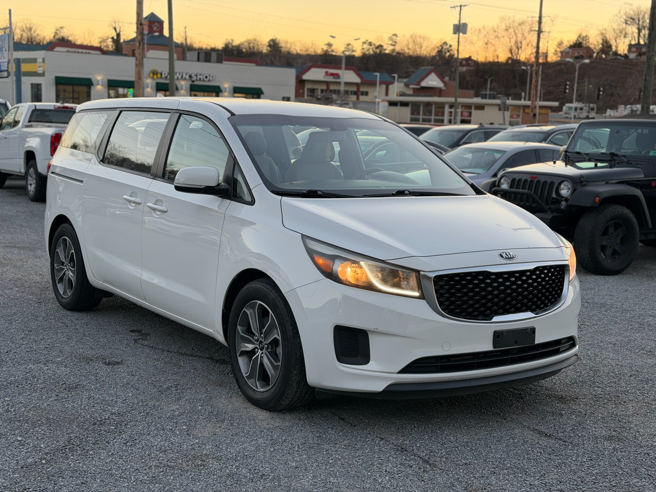 Kia Sedona L 2016