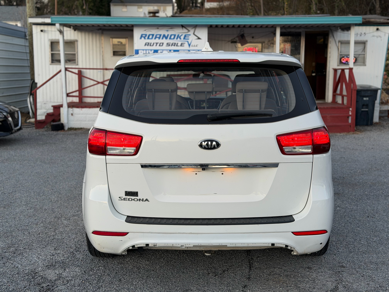 Kia Sedona L 2016