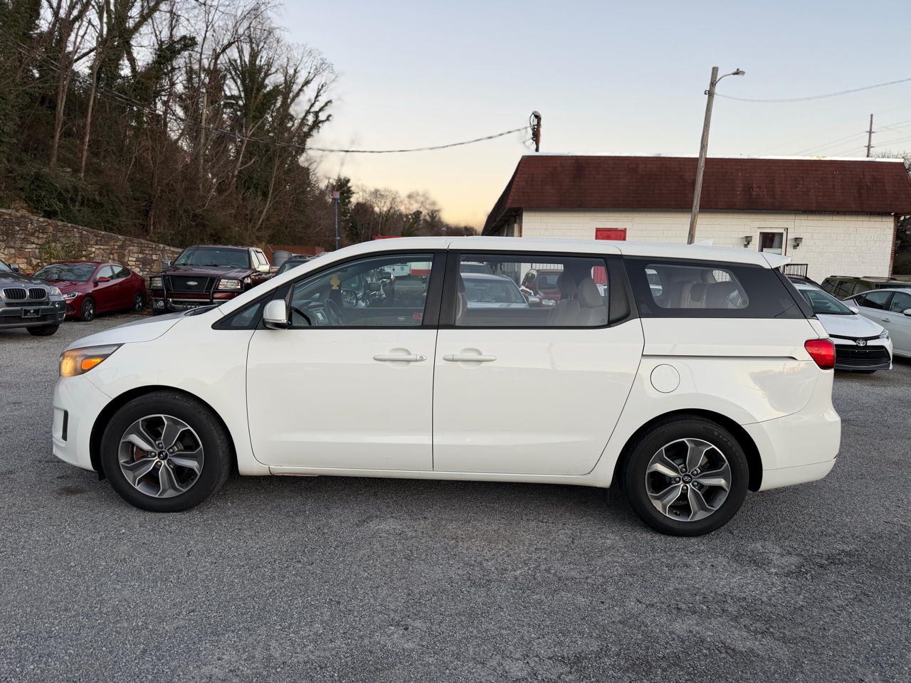 Kia Sedona L 2016