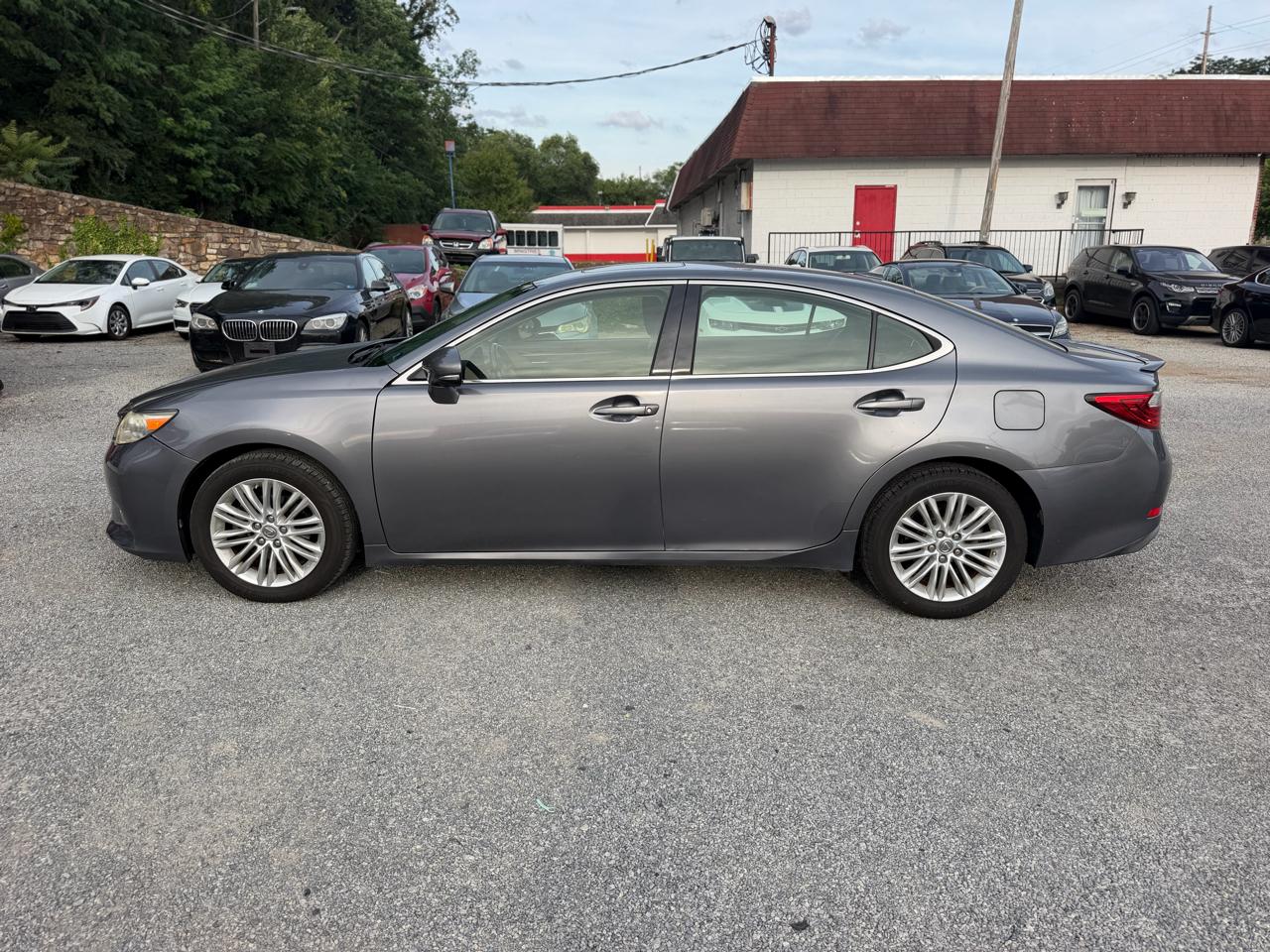 Lexus ES 350 Sedan 2013