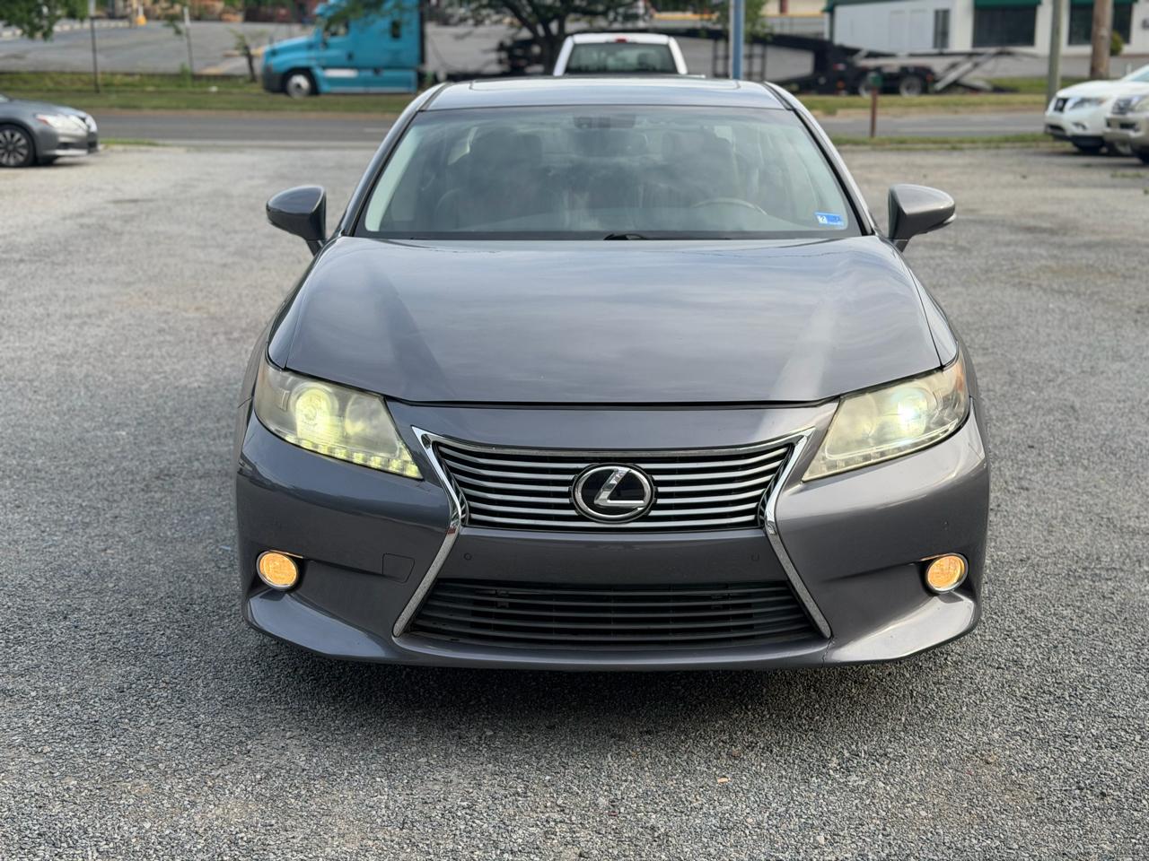 Lexus ES 350 Sedan 2013