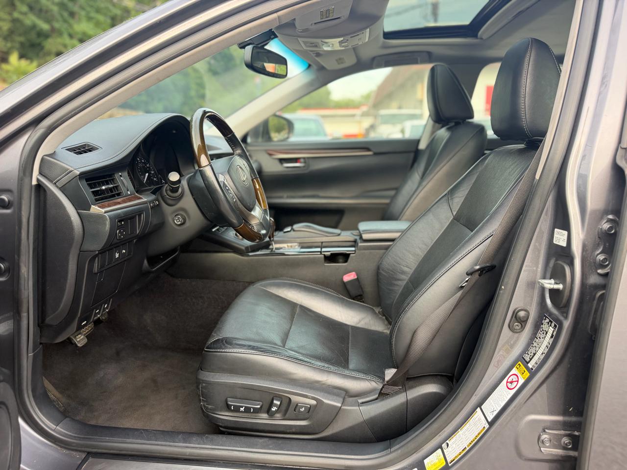 Lexus ES 350 Sedan 2013