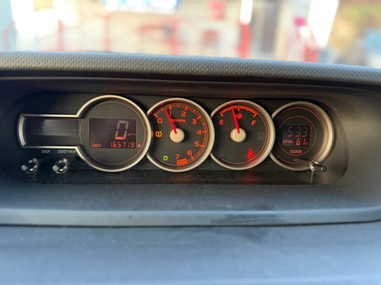 Scion xB 5-Door Wagon 5-Spd MT 2013