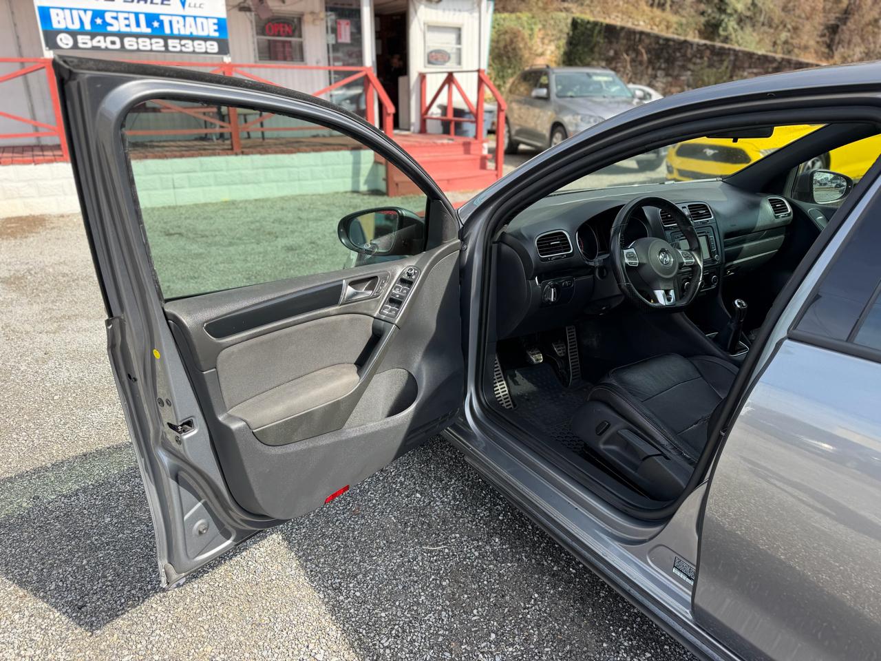 Volkswagen GTI 4-door 2012