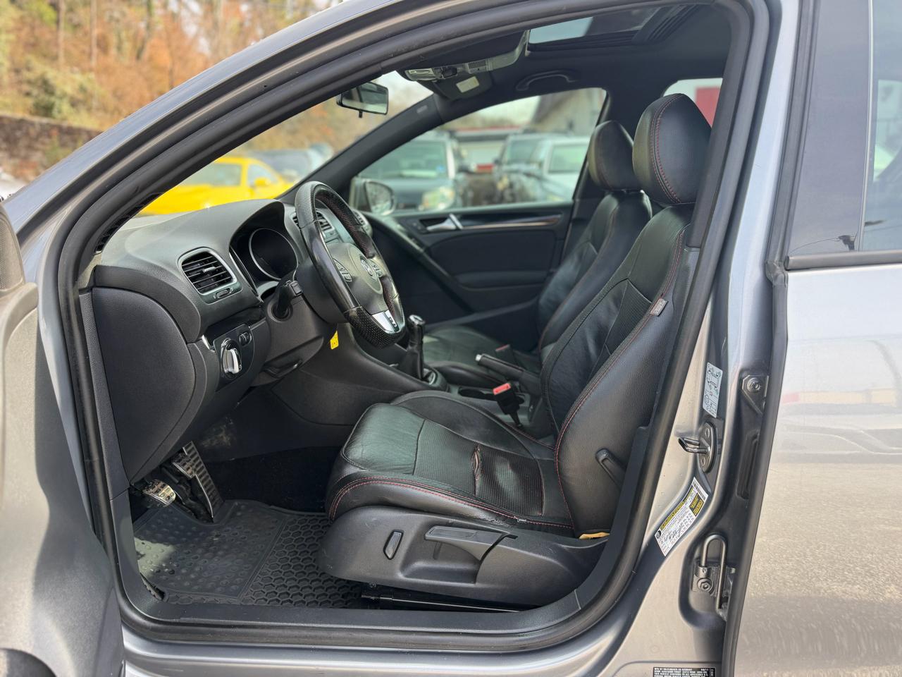 Volkswagen GTI 4-door 2012