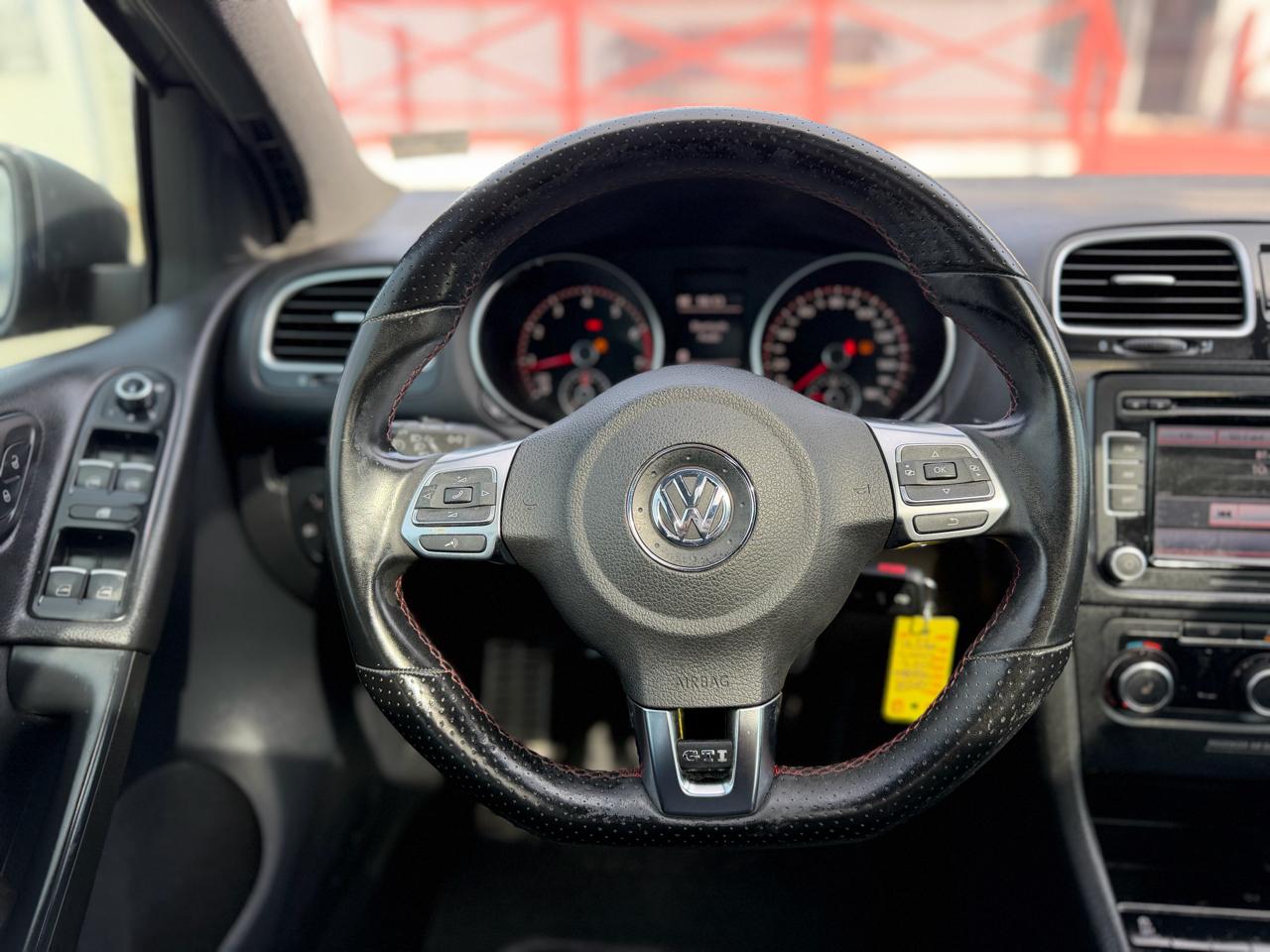Volkswagen GTI 4-door 2012