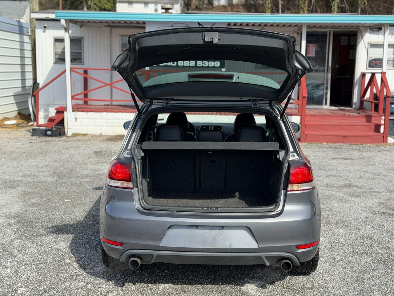 Volkswagen GTI 4-door 2012