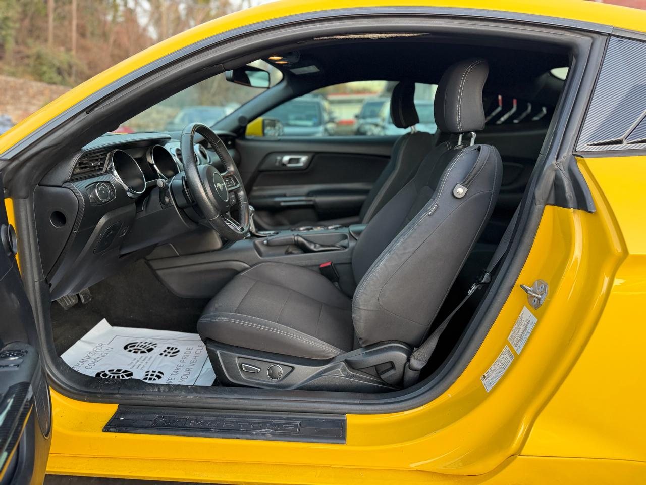 Ford Mustang V6 Coupe 2016