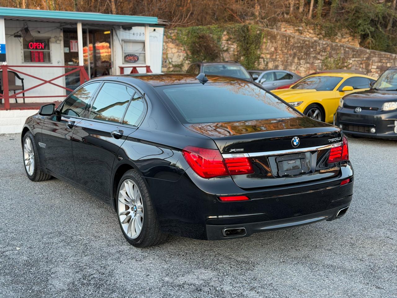 BMW 750Li xDrive  2013