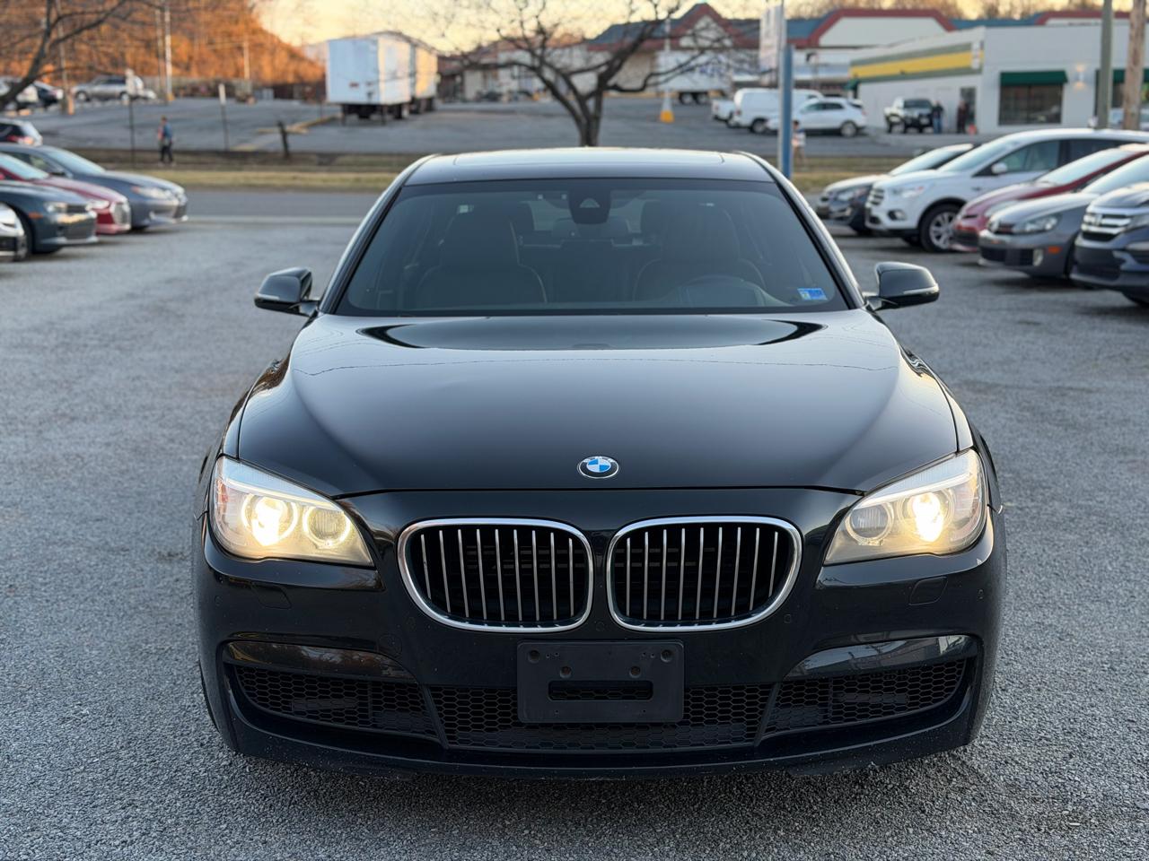 BMW 750Li xDrive  2013