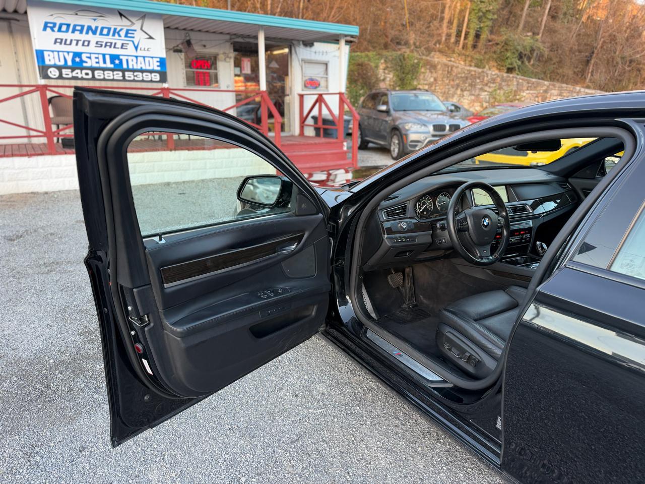 BMW 750Li xDrive  2013