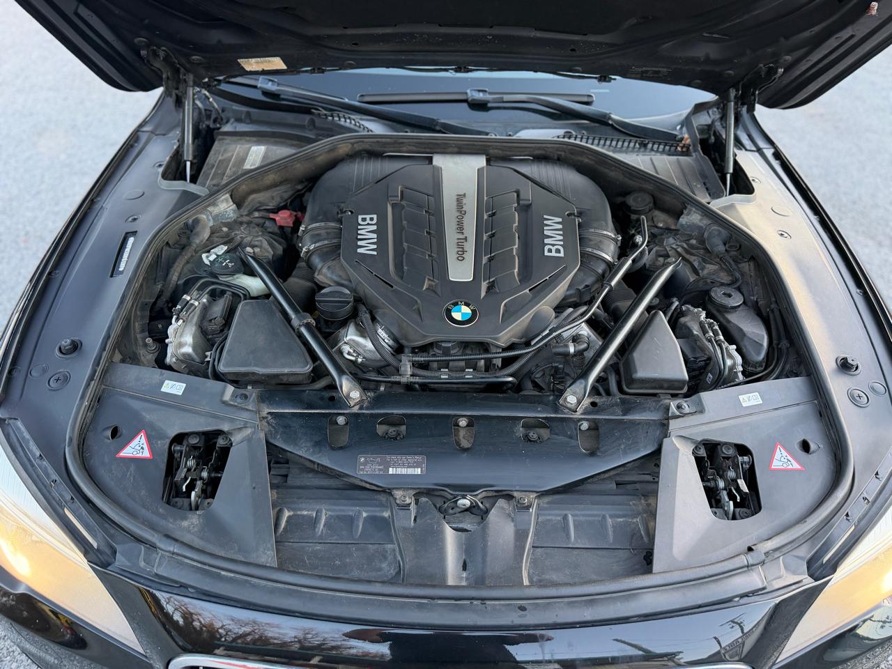 BMW 750Li xDrive  2013