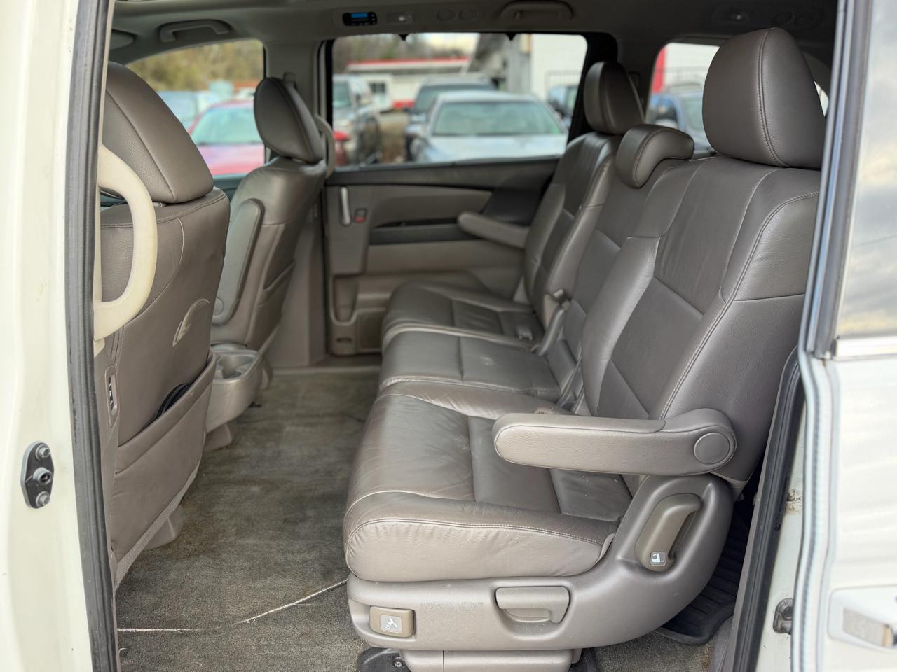 Honda Odyssey Touring 2013