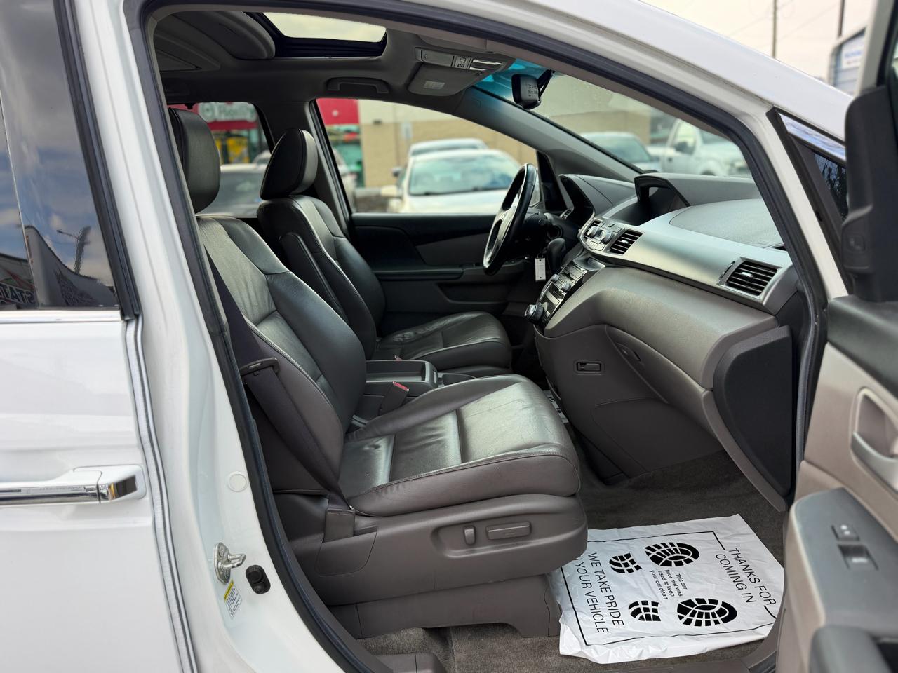 Honda Odyssey Touring 2013