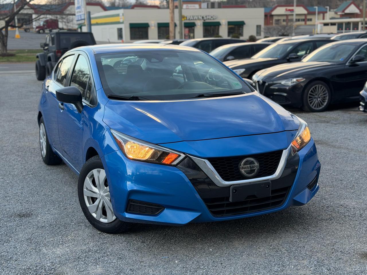 Nissan Versa S CVT 2020