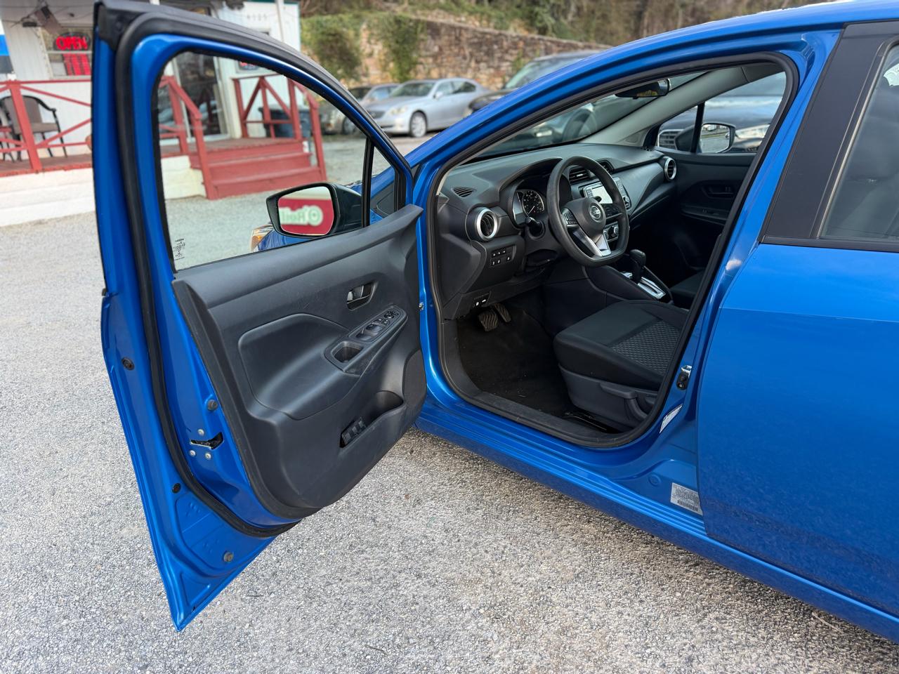 Nissan Versa S CVT 2020